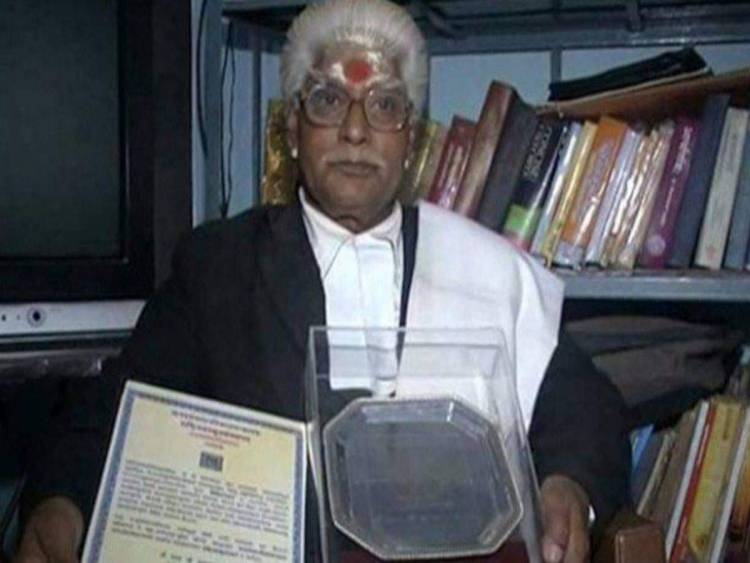 An Unique lawyer who gives arguments in Sanskrit only,